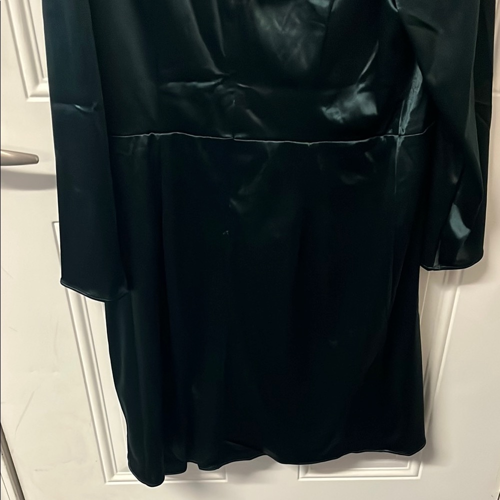 Julia Jordan Long Sleeve Faux Wrap Dress - Picture 6 of 11
